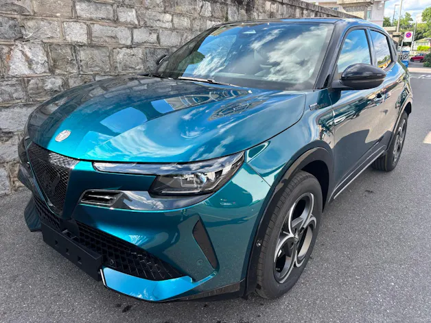 ALFA ROMEO Junior 1.2 48V Hybrid Q4 Sport Spéciale