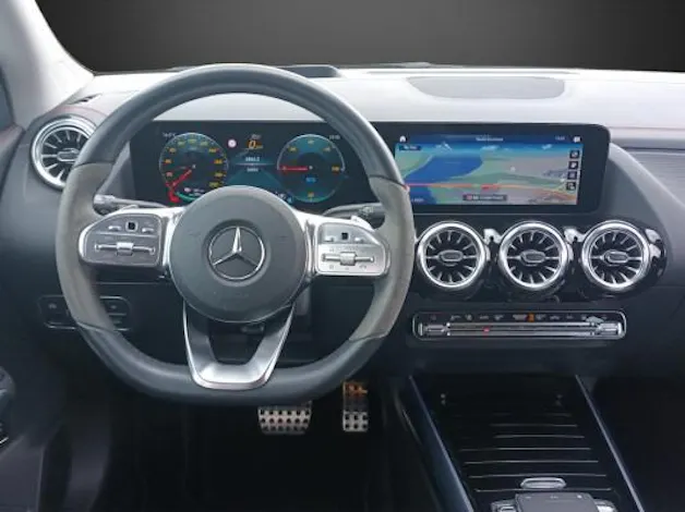Mercedes-Benz EQA 300 AMG Line 4Matic