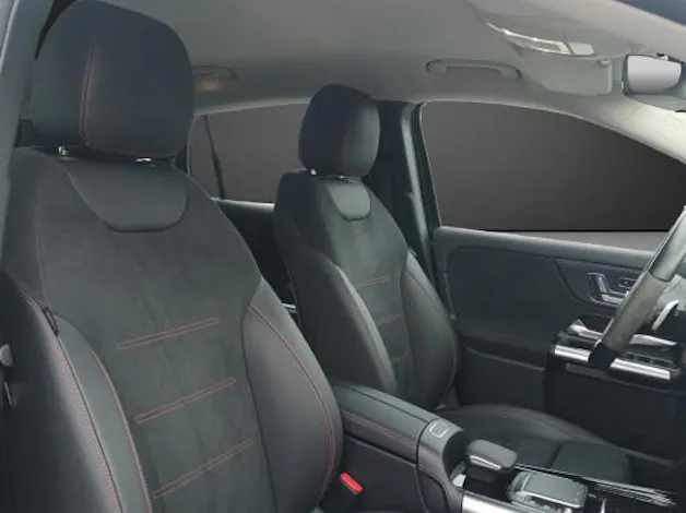 Mercedes-Benz EQA 300 AMG Line 4Matic