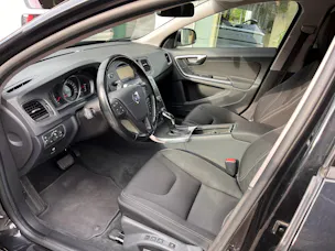 Volvo V60 D4 AWD Family Edition Geartronic