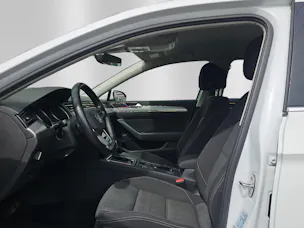 VW Passat 2.0 TDI BMT Elegance 4Motion DSG