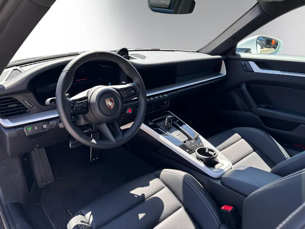 Porsche 911 Carrera PDK
