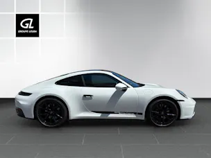 Porsche 911 Carrera PDK