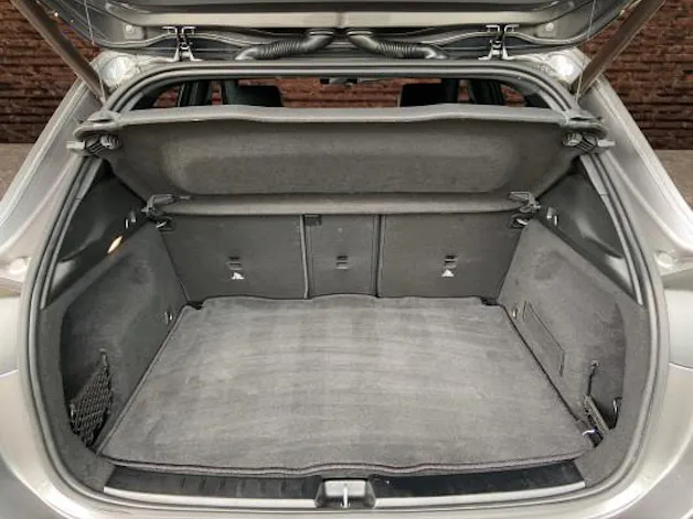 Mercedes-Benz GLA 200 AMG Line