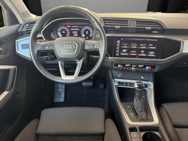 Audi Q3 SB 35 TFSI Attr