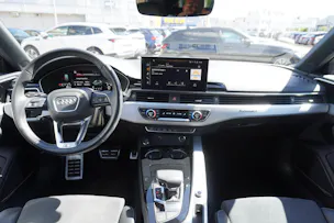Audi A4 Avant 45 TFSI S line S-tronic quattro