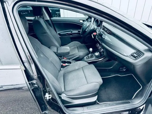 Alfa Romeo Giulietta 1.4 MultiAir Distinctive