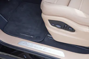 Porsche Cayenne S Coupé Platinum Edition