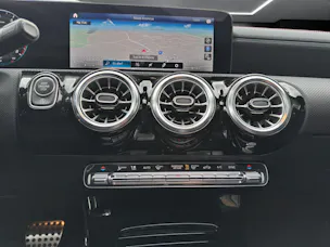 Mercedes-Benz CLA SB 250 Sw. Star 4M 7G