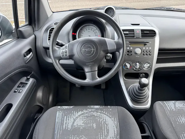 Opel Agila 1.0 Enjoy