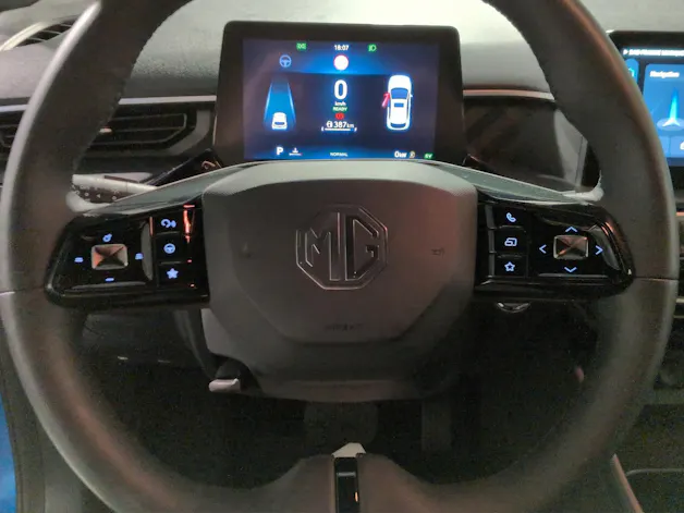 MG 3 1.5 Hybrid Luxury Aut.