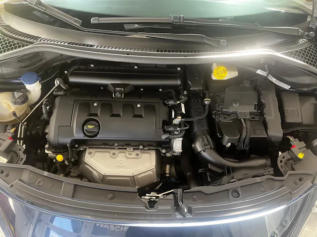 Peugeot 207 CC 1.6 16V Allure Automatic