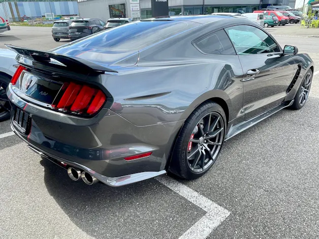 Ford Shelby GT350 Recaro