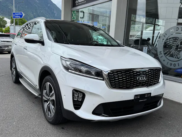 Kia Sorento 2.2 CRDI Style 7P. Automatic