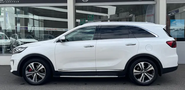 Kia Sorento 2.2 CRDI Style 7P. Automatic