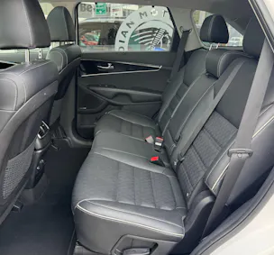 Kia Sorento 2.2 CRDI Style 7P. Automatic