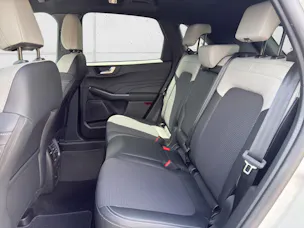 Ford Kuga 2.5 Hybrid Sound Edition 4x4