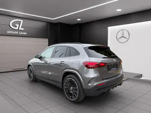 Mercedes-Benz GLA 200 Night Star 7G-DCT