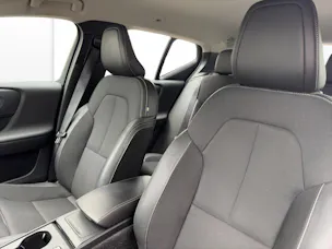 Volvo XC40 2.0 D4 Momentum AWD