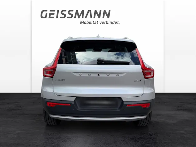 Volvo XC40 2.0 D4 Momentum AWD