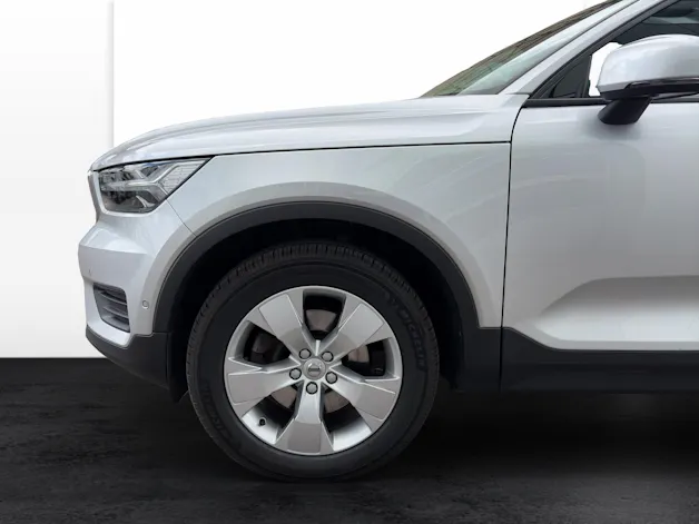 Volvo XC40 2.0 D4 Momentum AWD