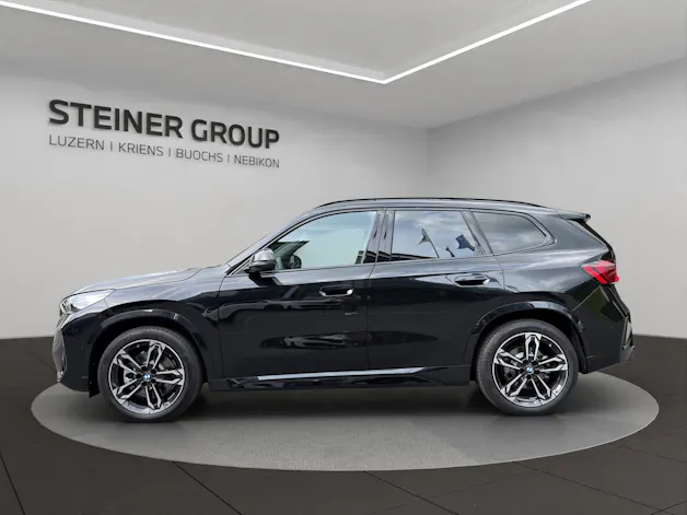 BMW iX1 xDrive 30 M Sport