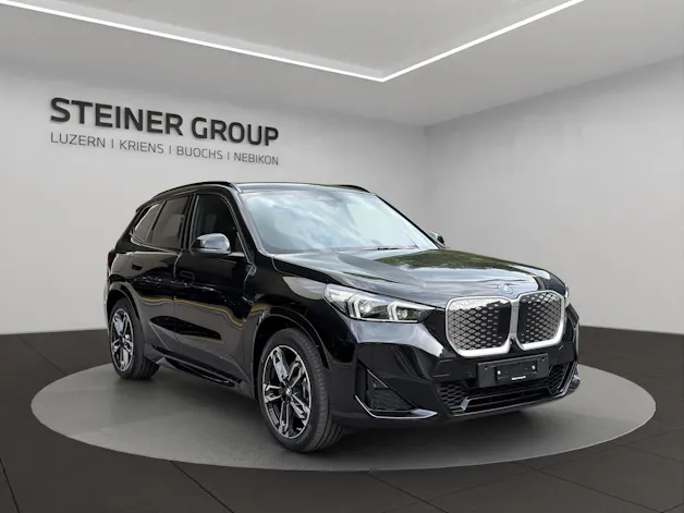 BMW iX1 xDrive 30 M Sport