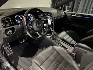 VW Golf 2.0 TSI R 4Motion DSG | CH |