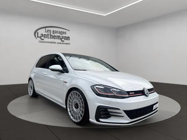 VW Golf 2.0 TSI GTI Performance