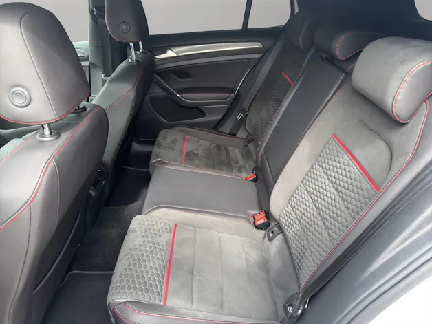 VW Golf 2.0 TSI GTI Performance
