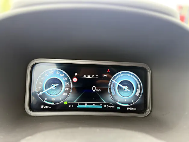Hyundai Kona EV Amplia