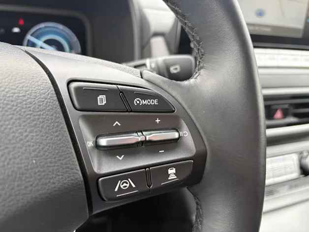 Hyundai Kona EV Amplia