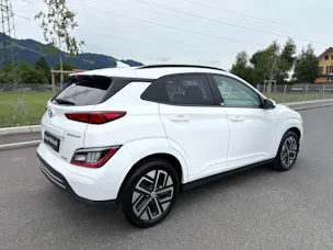 Hyundai Kona EV Amplia