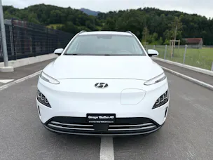 Hyundai Kona EV Amplia