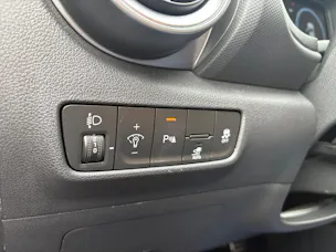 Hyundai Kona EV Amplia