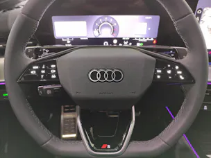 Audi Q3 SUV 2.0 TFSI S-line quattro S-Tronic
