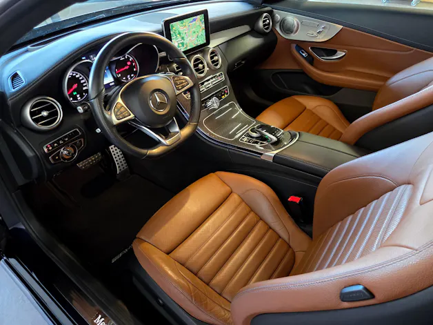 Mercedes-Benz C 300 Coupé AMG Line