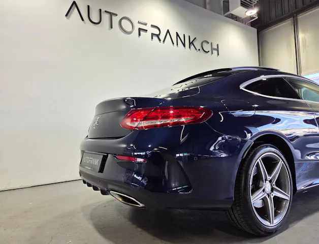 Mercedes-Benz C 300 Coupé AMG Line