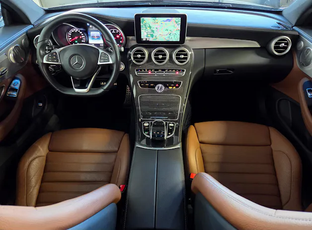 Mercedes-Benz C 300 Coupé AMG Line