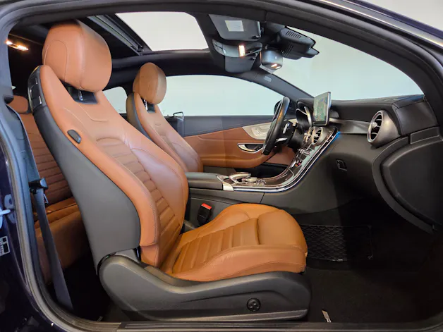 Mercedes-Benz C 300 Coupé AMG Line