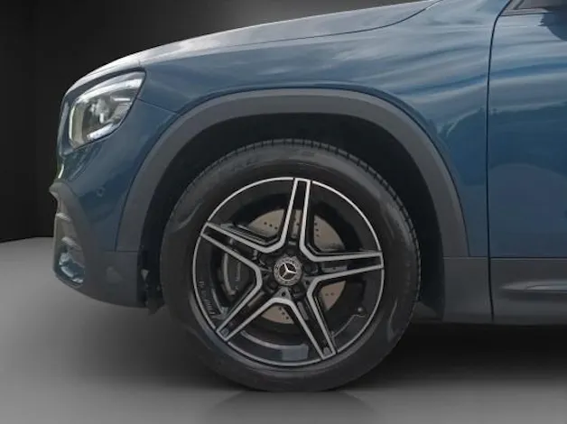 Mercedes-Benz GLB 200 AMG Line 4M