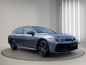 VW Passat Variant 2.0 TSI evo4 R-Line 4 Motion DSG 5 Jahre 100tkm VW Werksgarantie