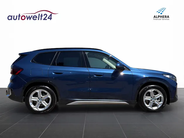 BMW iX1 xDrive 30 xLine