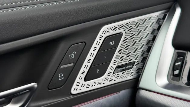 BMW iX1 xDrive 30 xLine