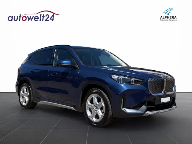 BMW iX1 xDrive 30 xLine