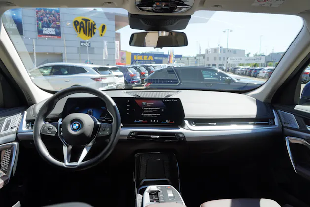 BMW iX1 xDrive 30 xLine