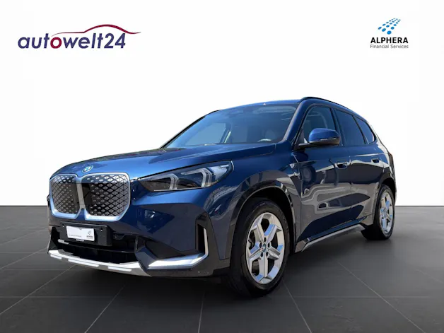 BMW iX1 xDrive 30 xLine