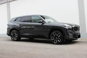BMW XM xDrive 50e Individual DRAVITGRAU *0.9%-LEASINGAKTION*