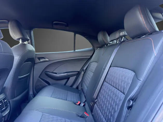 MG 3 1.5 Hybrid Luxury