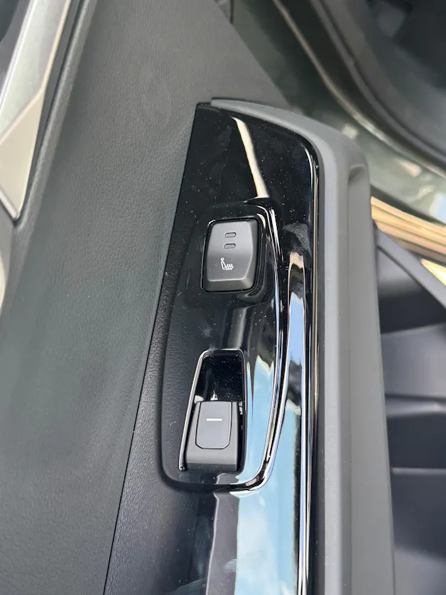 KGM -SsangYong Musso 80,6 kWh Platinum 4WD